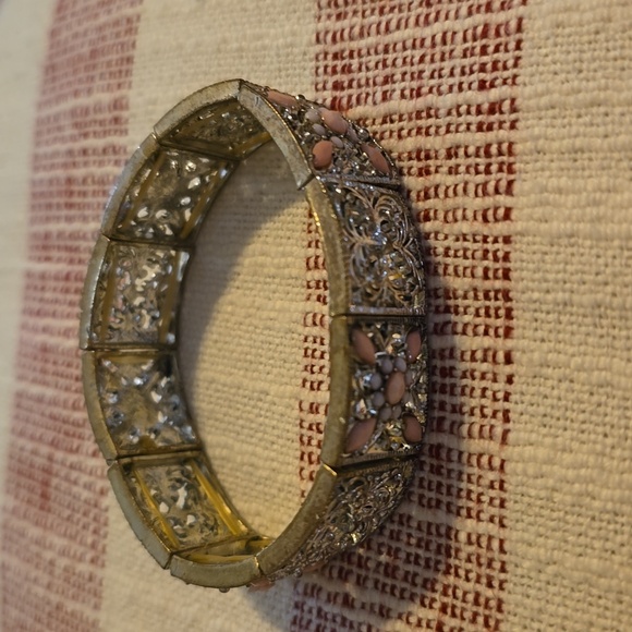 Silver, Pink, and White Stretchy Bracelet - EUC - Picture 6 of 7